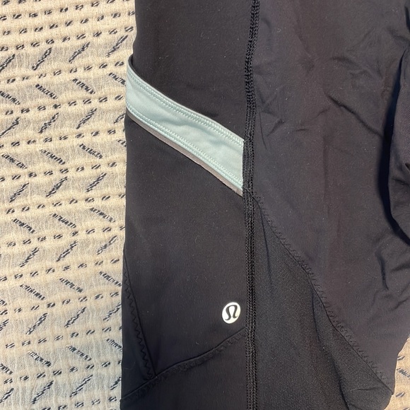 Lululemon Cropped Leggings - Picture 2 of 4